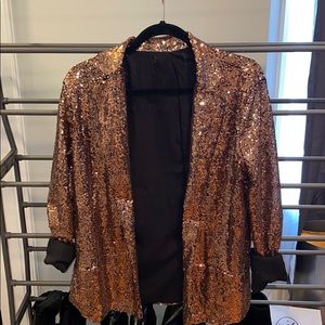 SPARKLY SEQUIN BLAZER